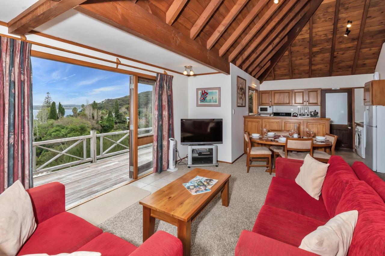 Te Maiki Retreat - Russell Holiday Home Exterior foto